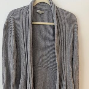 Dana Buchman Woman’s Light Gray Ribbed Sweater - Size XL